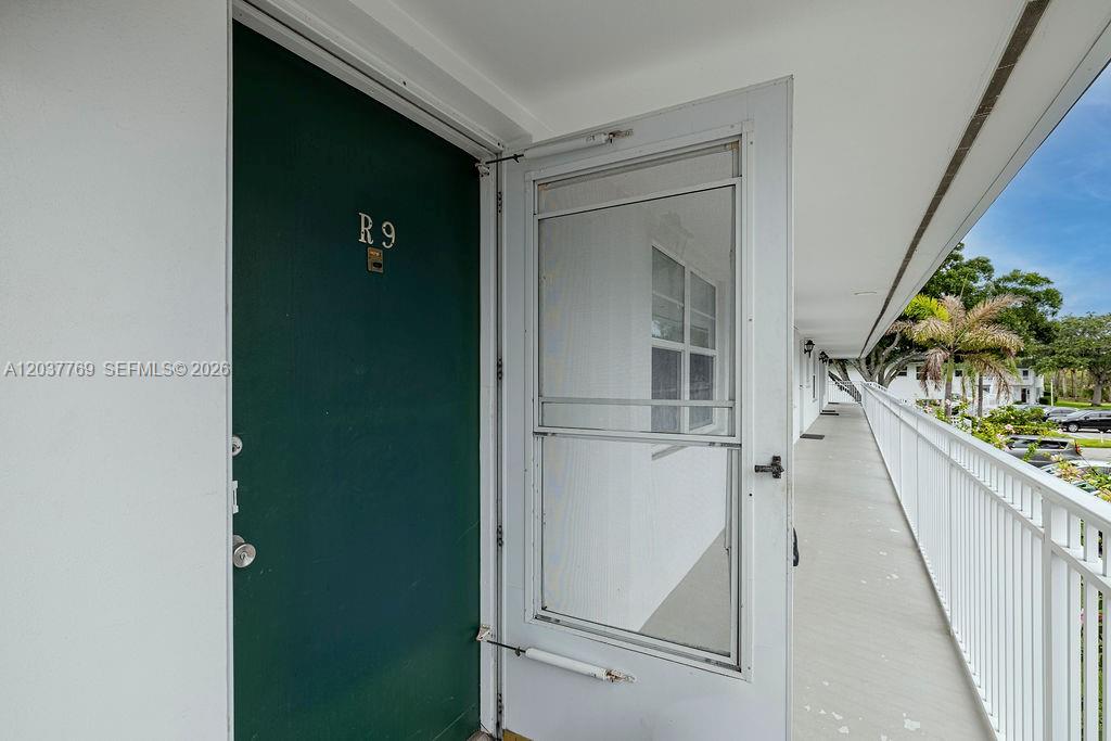 2800 Indian River Boulevard R9 Property Photo 20