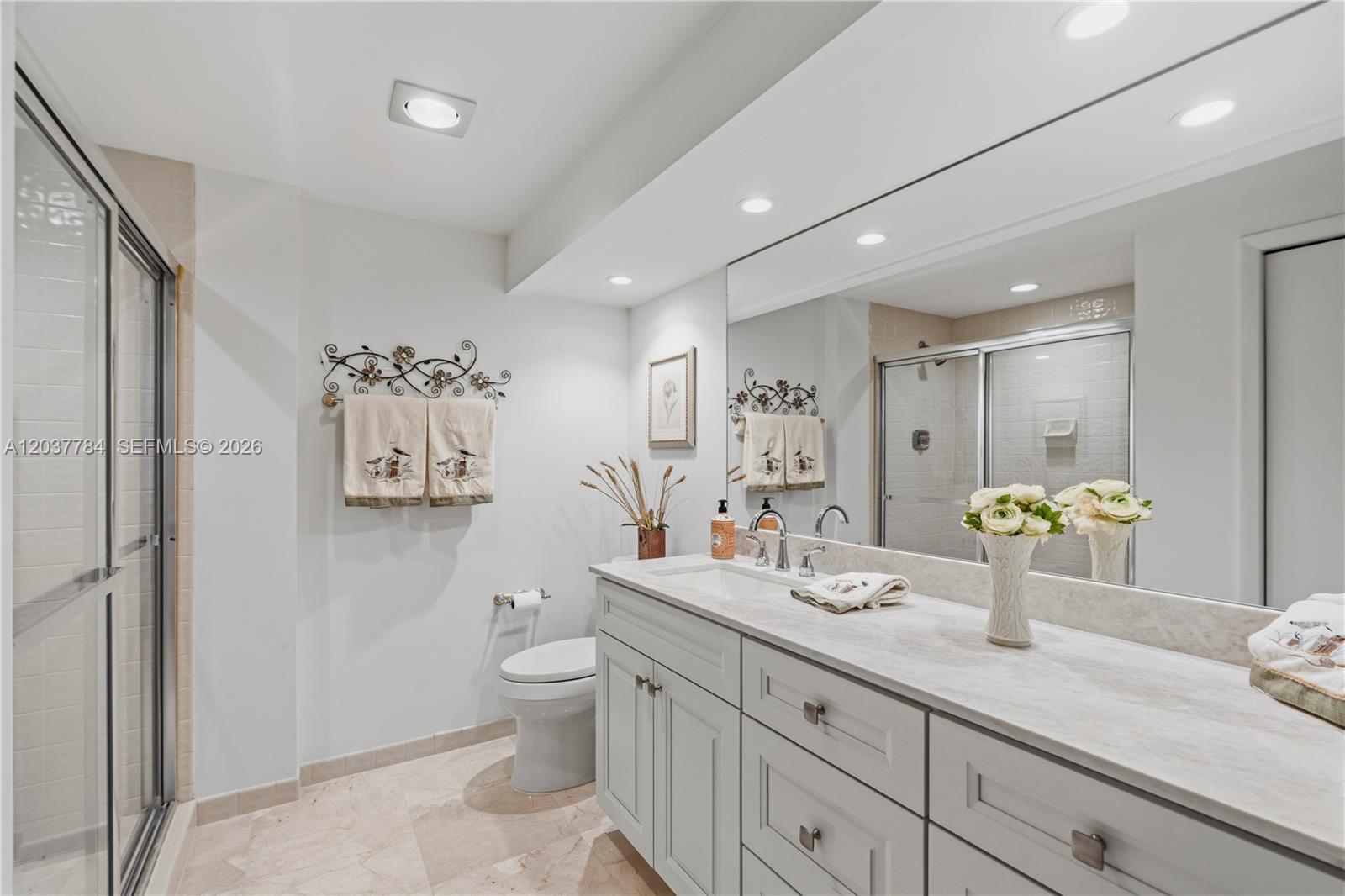 20191 E Country Club Drive 803 Property Photo 12