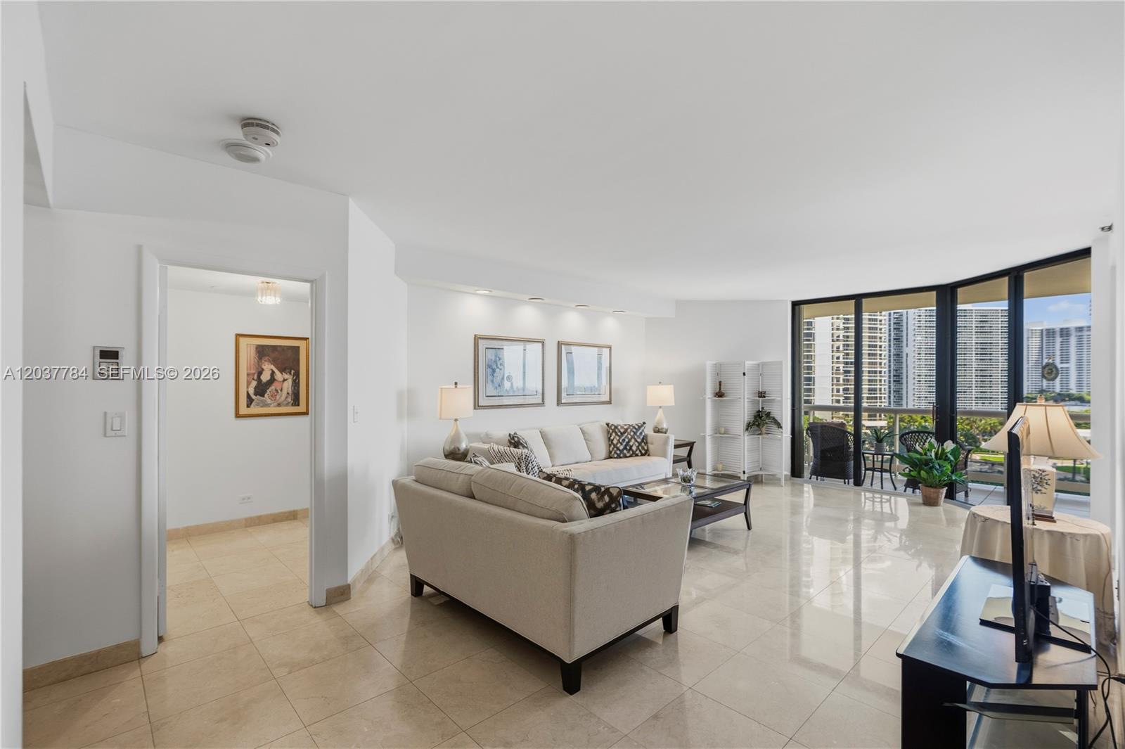 20191 E Country Club Drive 803 Property Photo 18