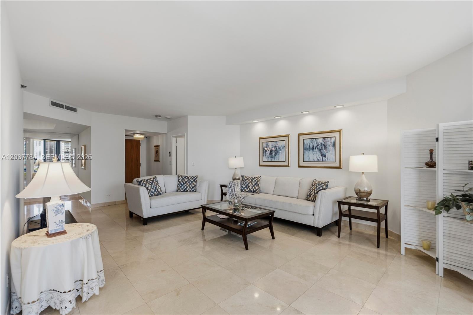 20191 E Country Club Drive 803 Property Photo 20
