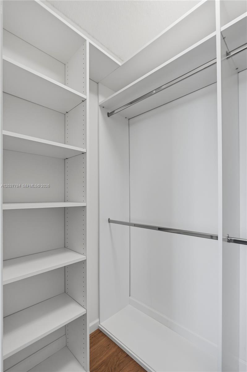 20191 E Country Club Drive 803 Property Photo 38