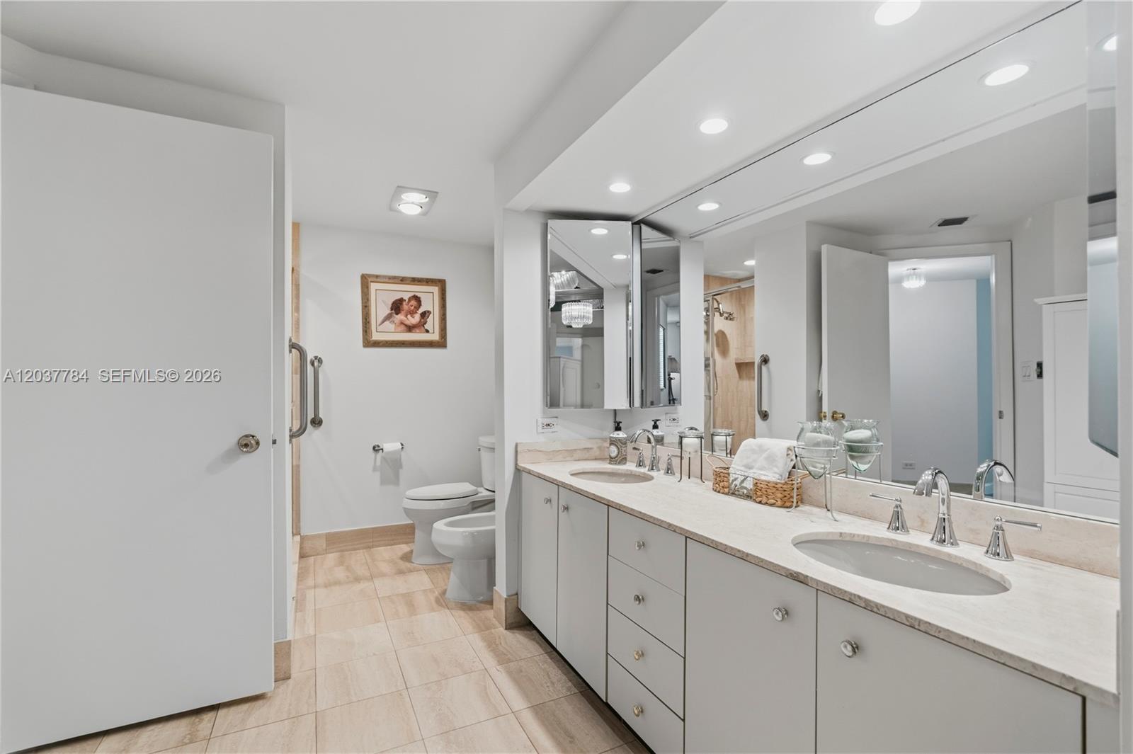 20191 E Country Club Drive 803 Property Photo 40