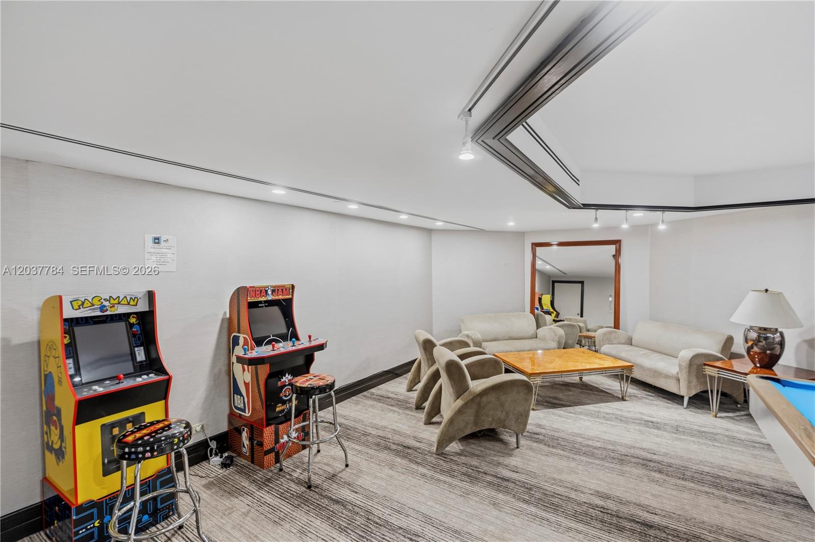 20191 E Country Club Drive 803 Property Photo 71