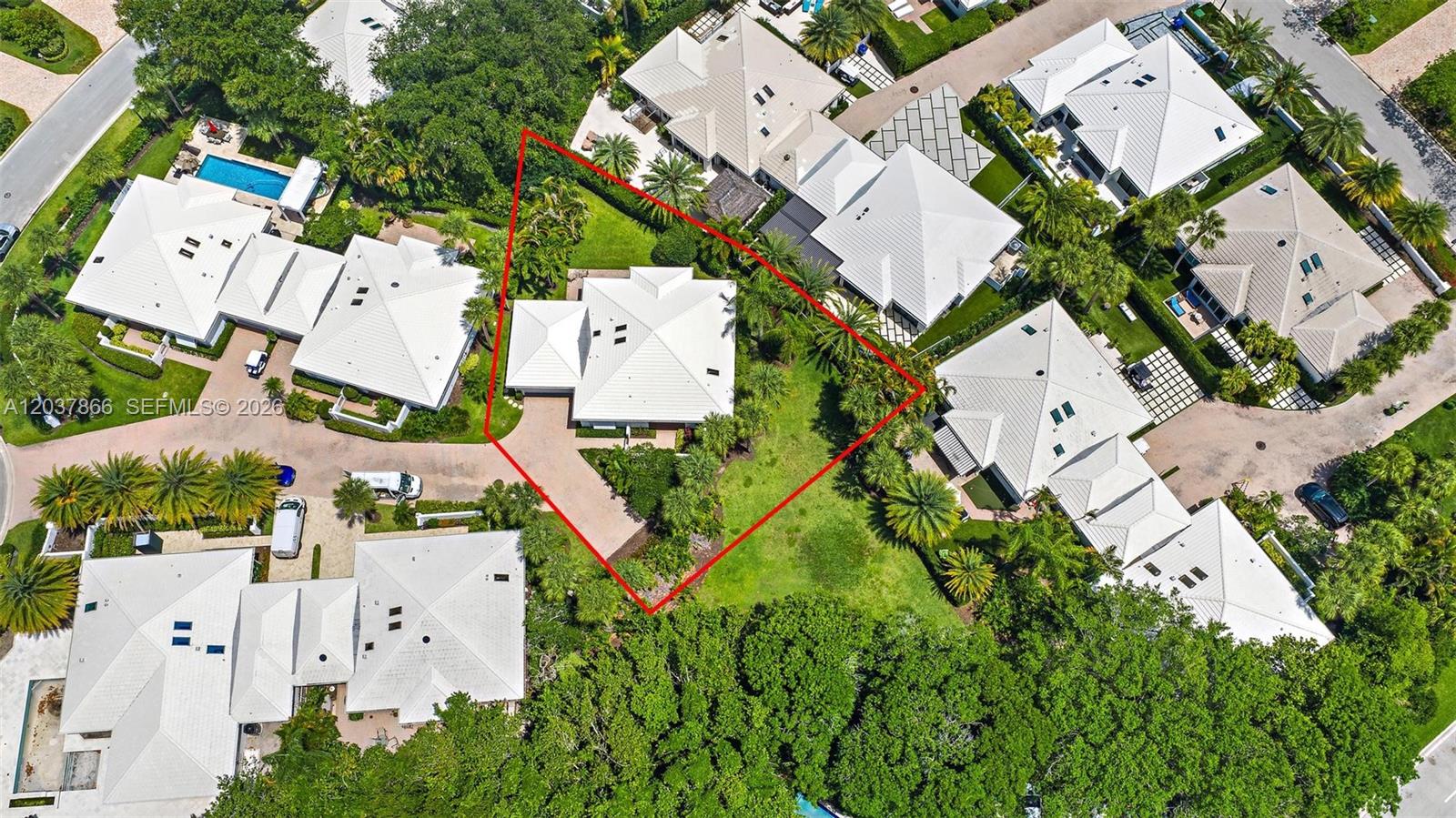 4501 Captains Way Property Photo 2
