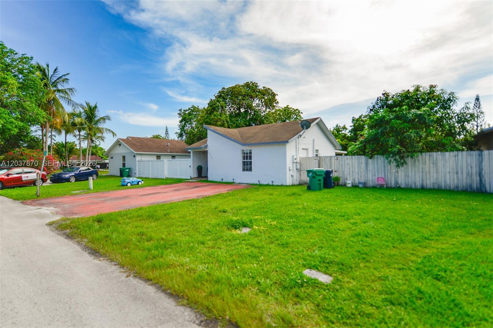 15216 Sw 112th Place Property Photo 34