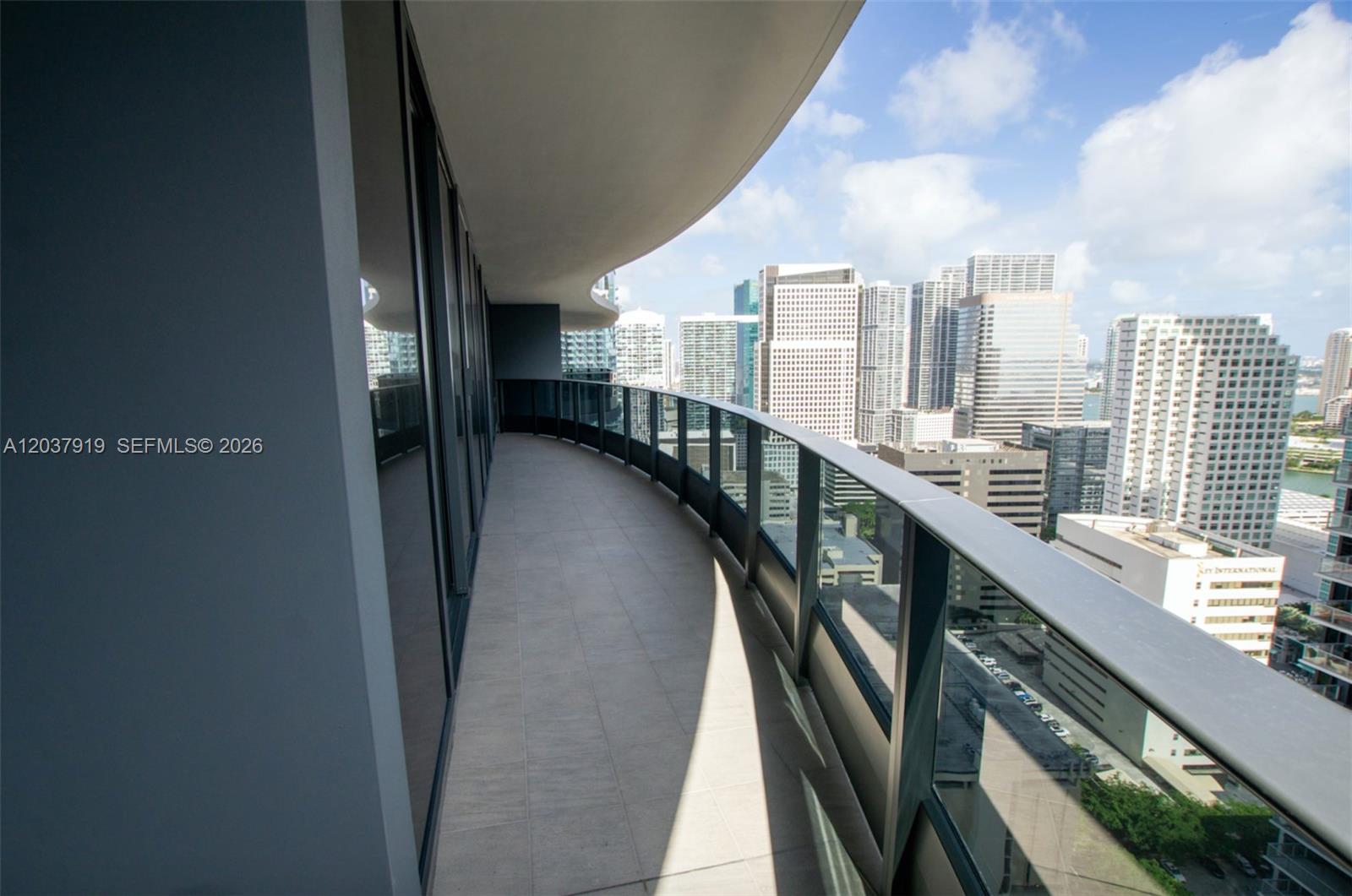 1000 Brickell Plaza 2809 Property Photo 1