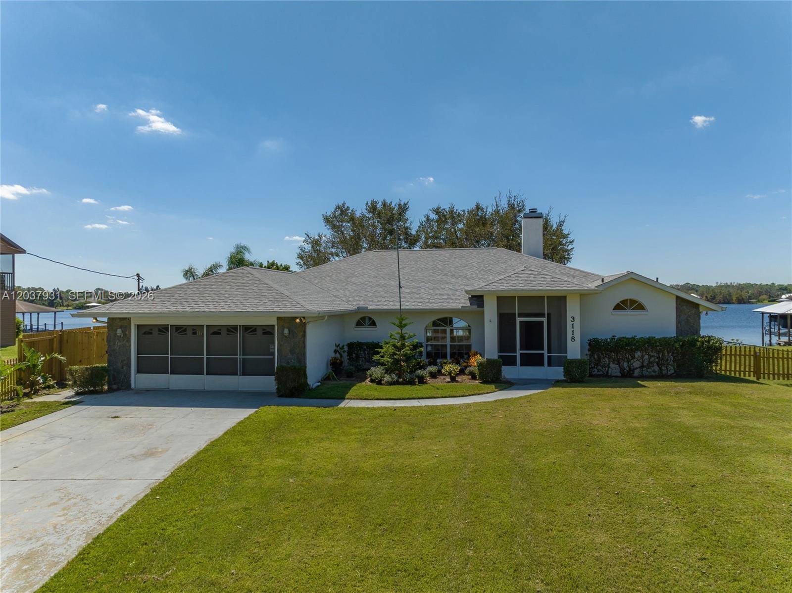 3118 Tanglewylde Avenue Property Photo 4