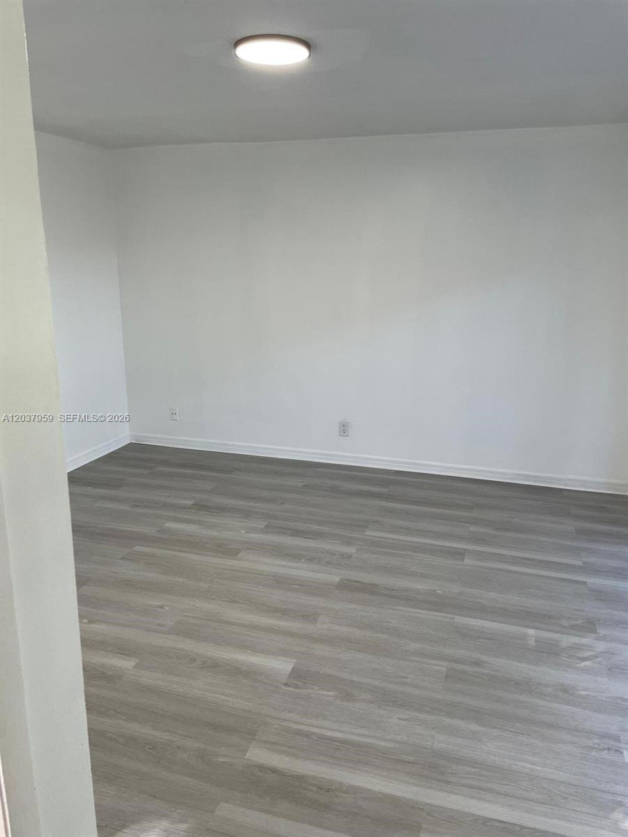 2060 Sw 90th Avenue A-18 Property Photo 6