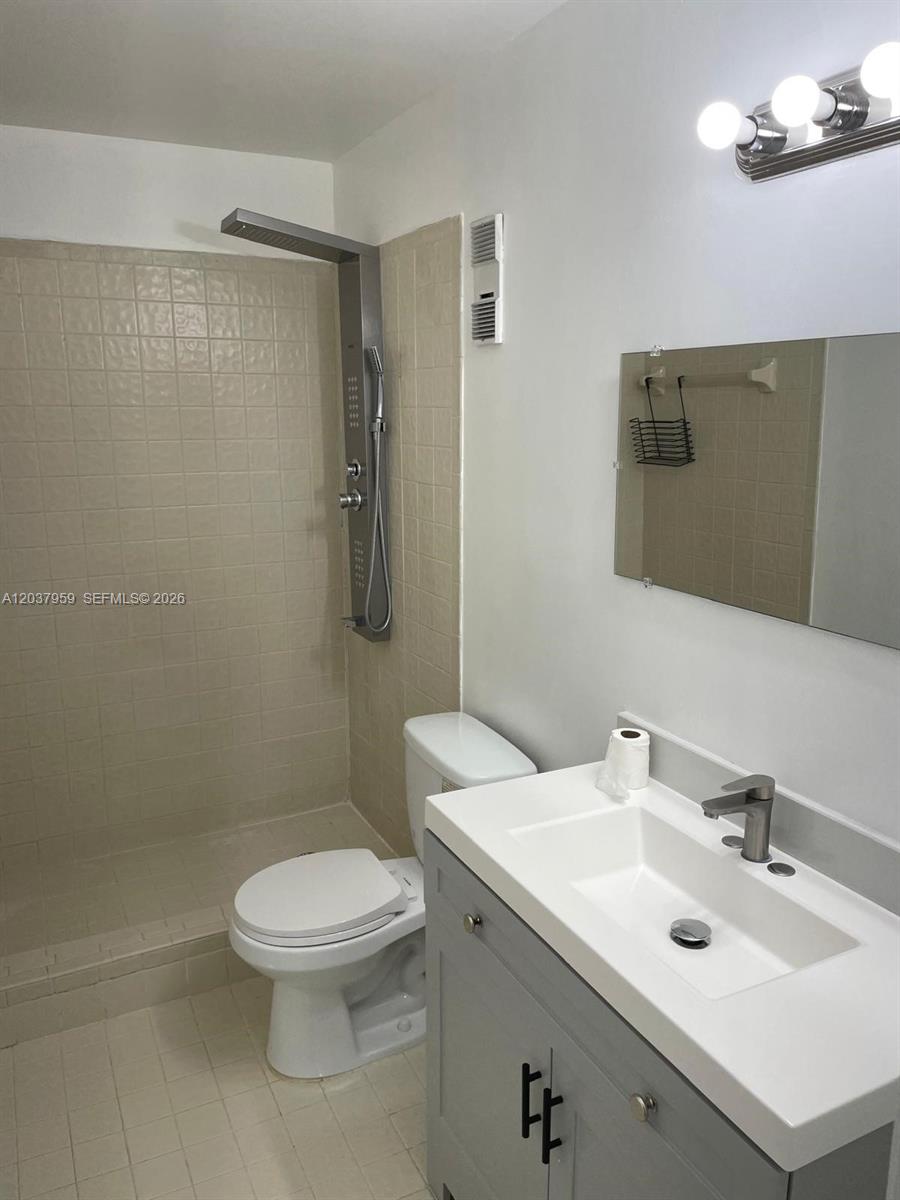 2060 Sw 90th Avenue A-18 Property Photo 17