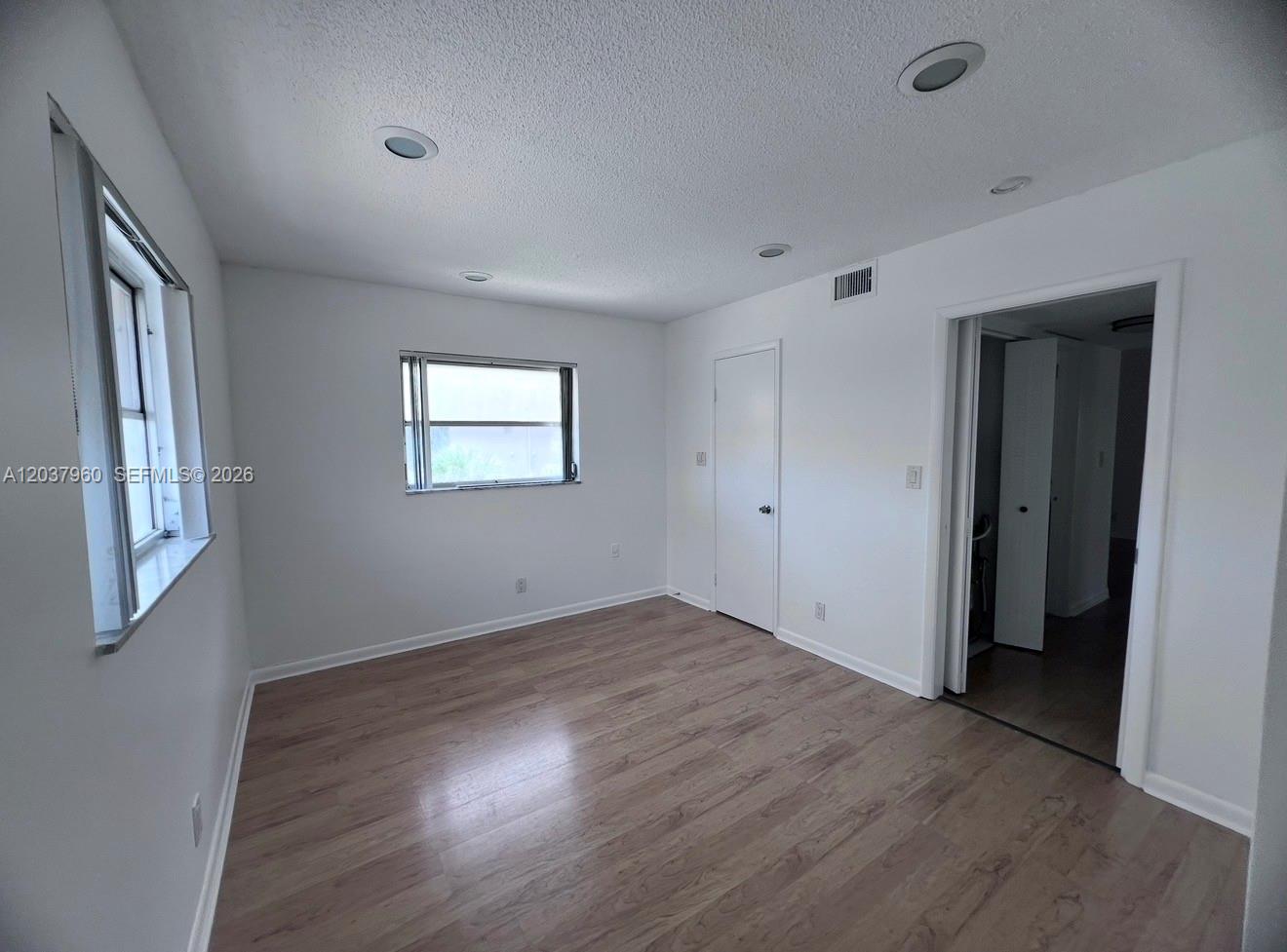 2430 Sw 81st Avenue 408 Property Photo 14