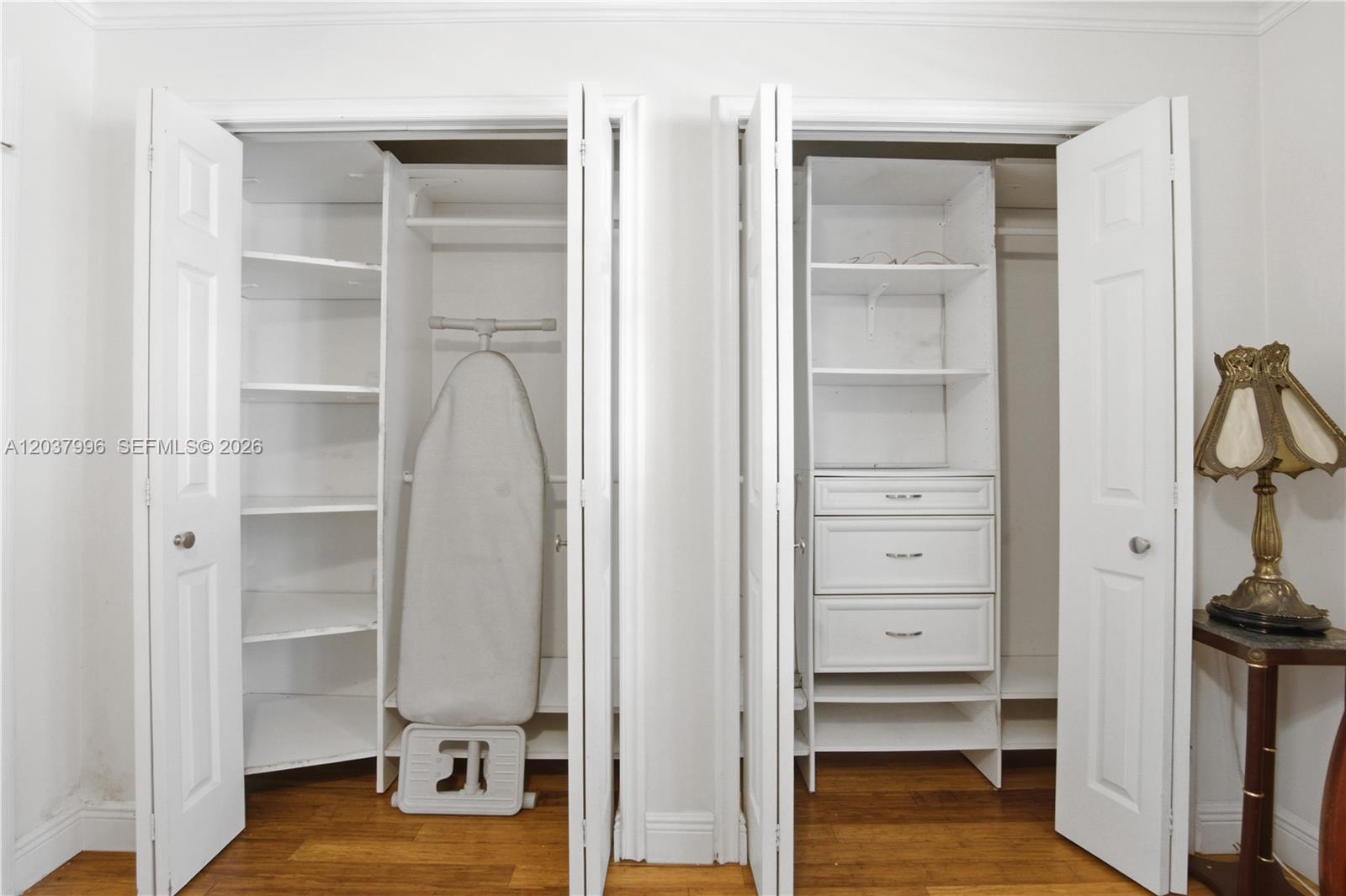 A12037996 Property Photo 30