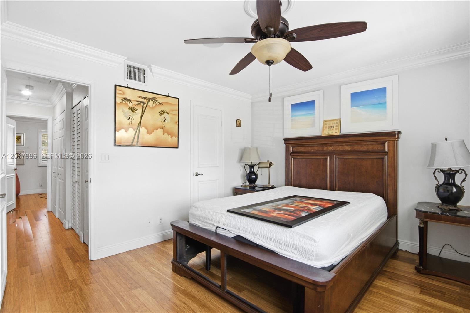 A12037996 Property Photo 33