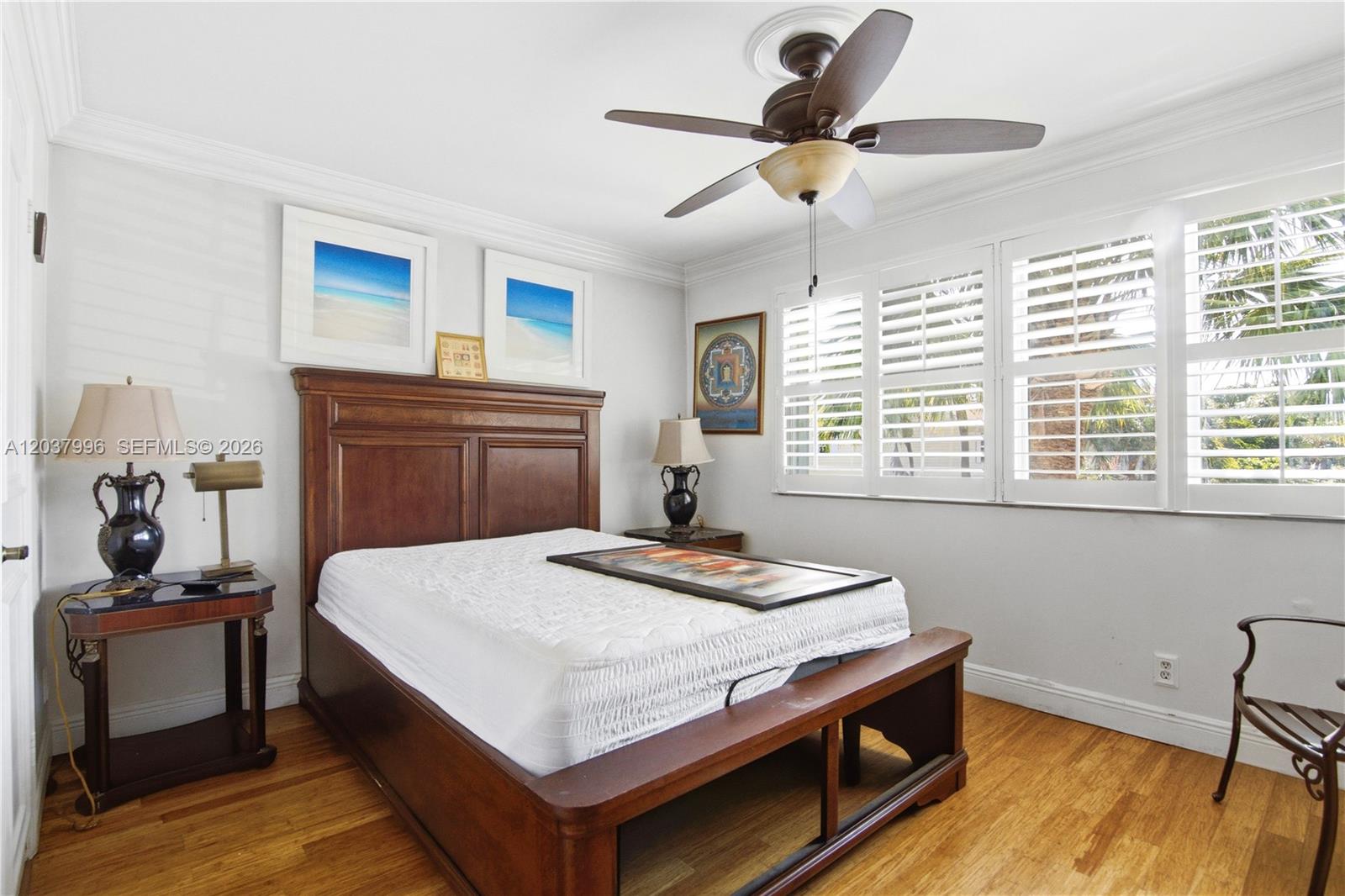 A12037996 Property Photo 35