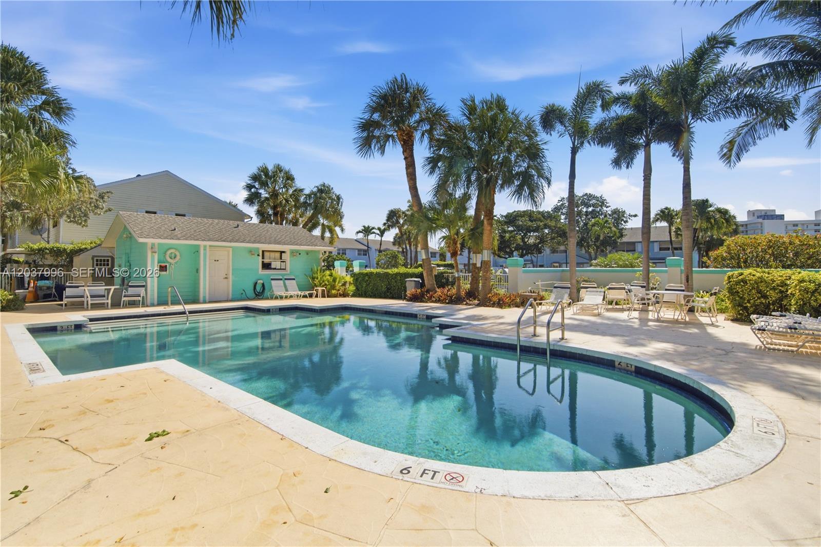 A12037996 Property Photo 37