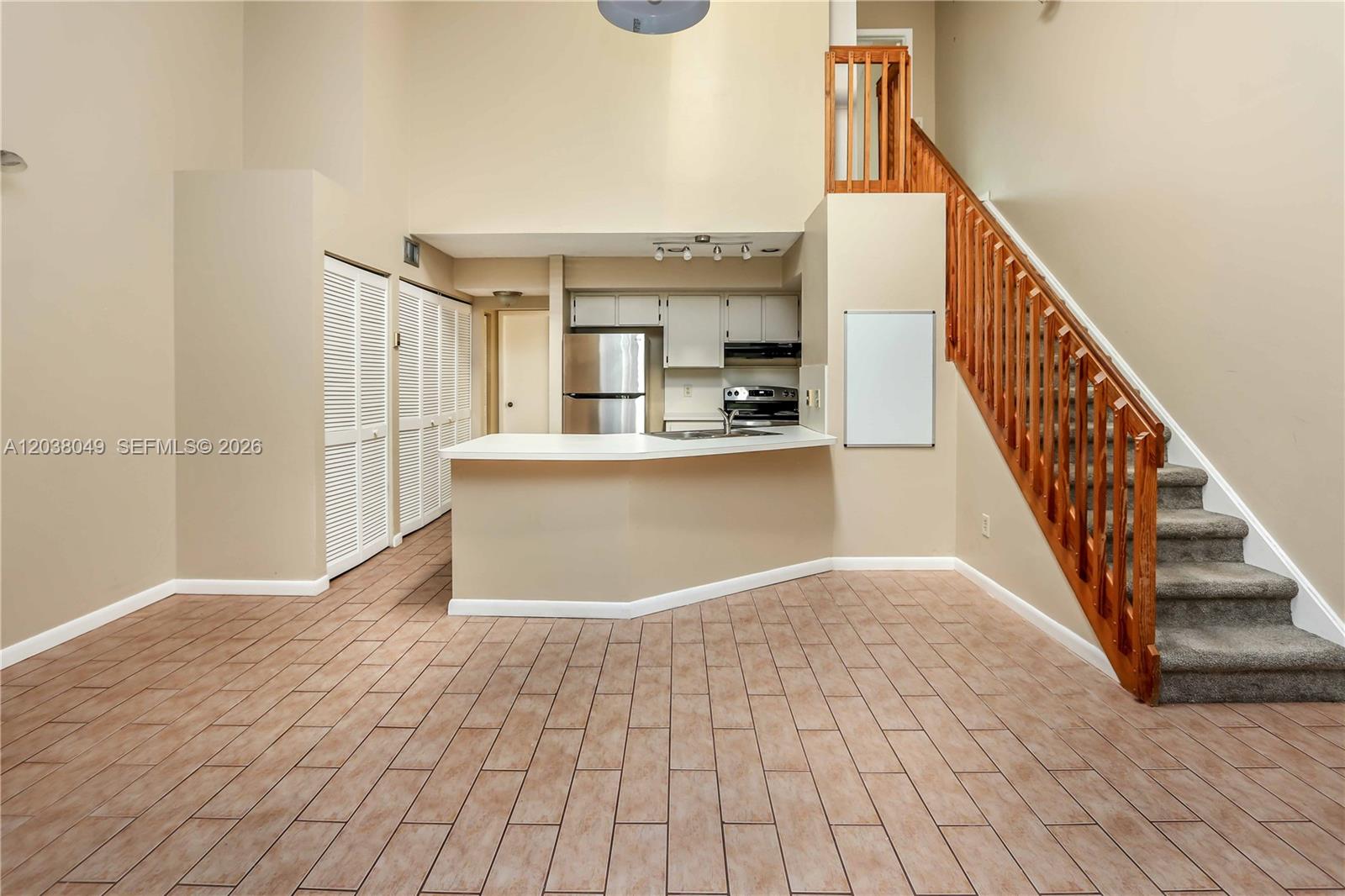 444 Se 14th Street Property Photo 5