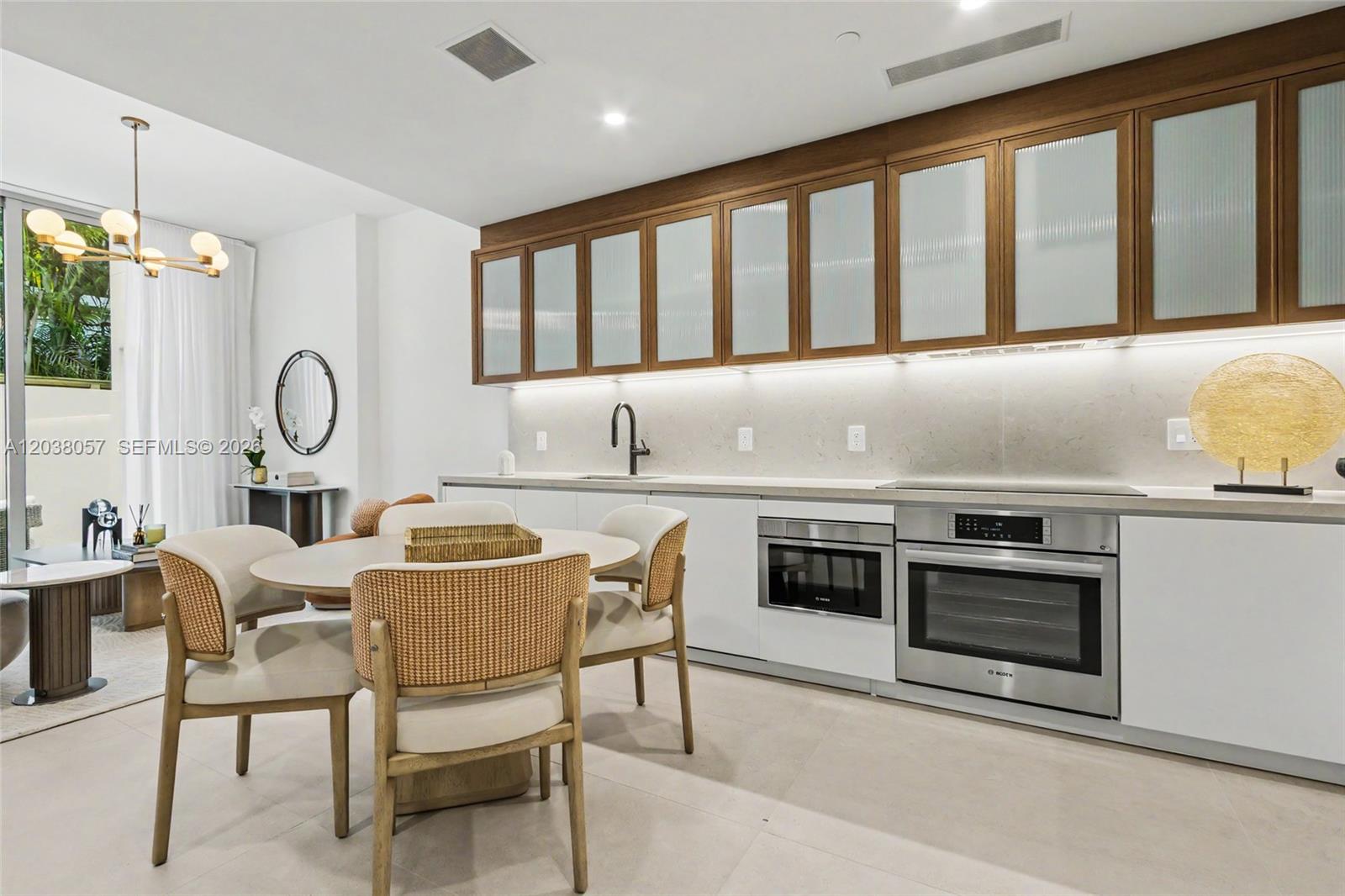 2200 Brickell Avenue 117 Property Photo 4