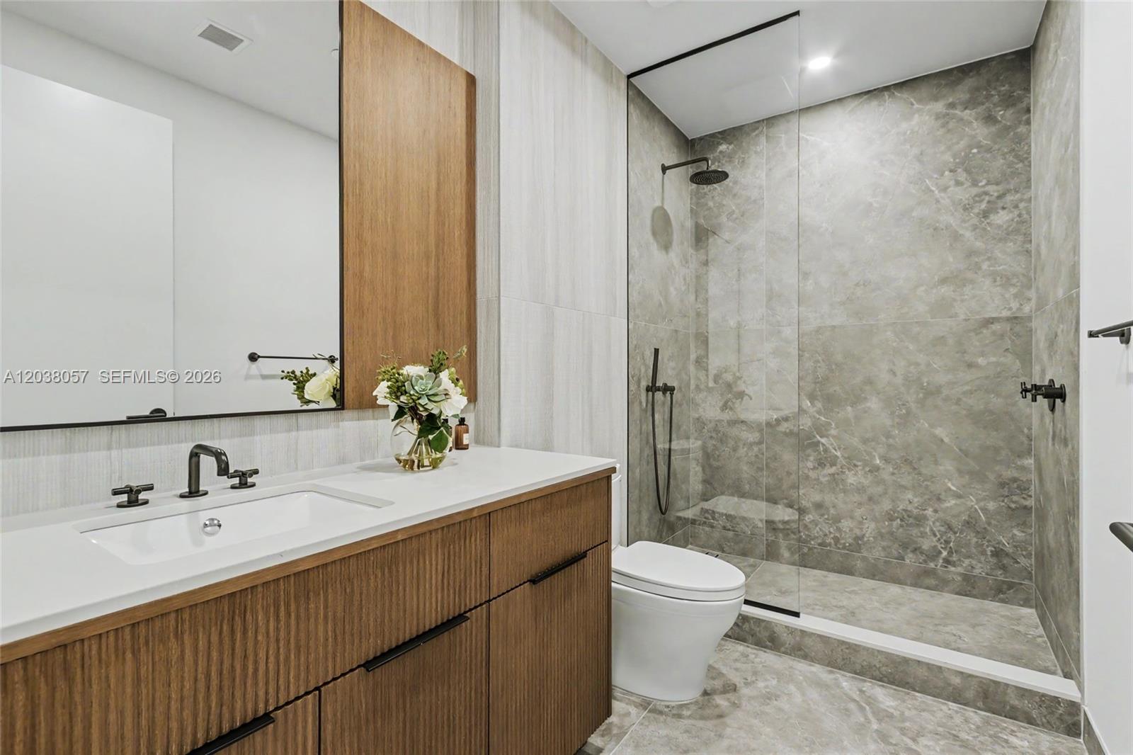 2200 Brickell Avenue 117 Property Photo 6
