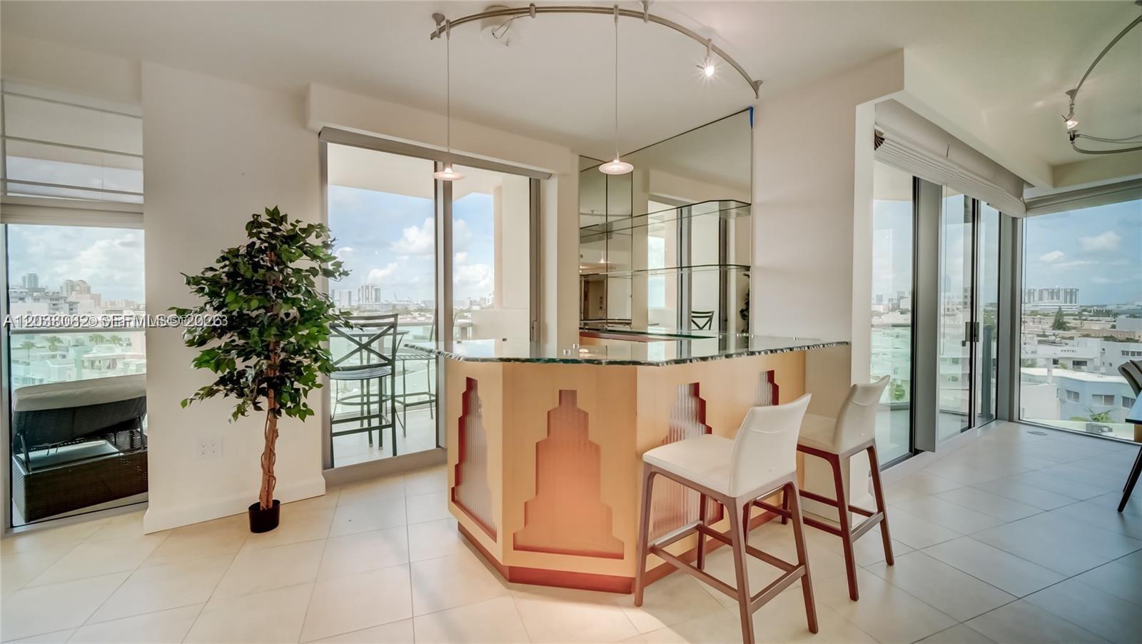 1455 Ocean Drive 902 Property Photo 10