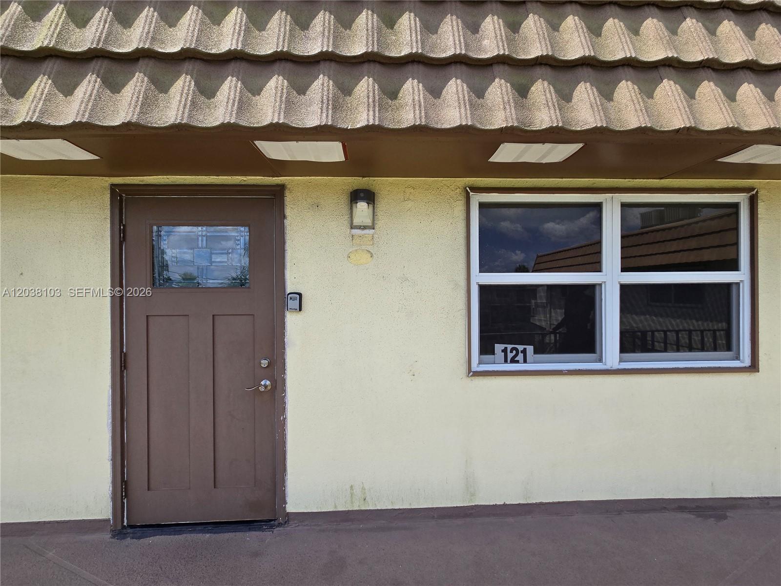 121 Saxony C 121 Property Photo 2