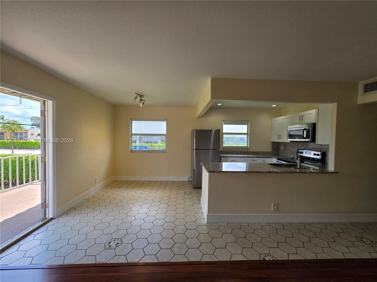 121 Saxony C 121 Property Photo 8