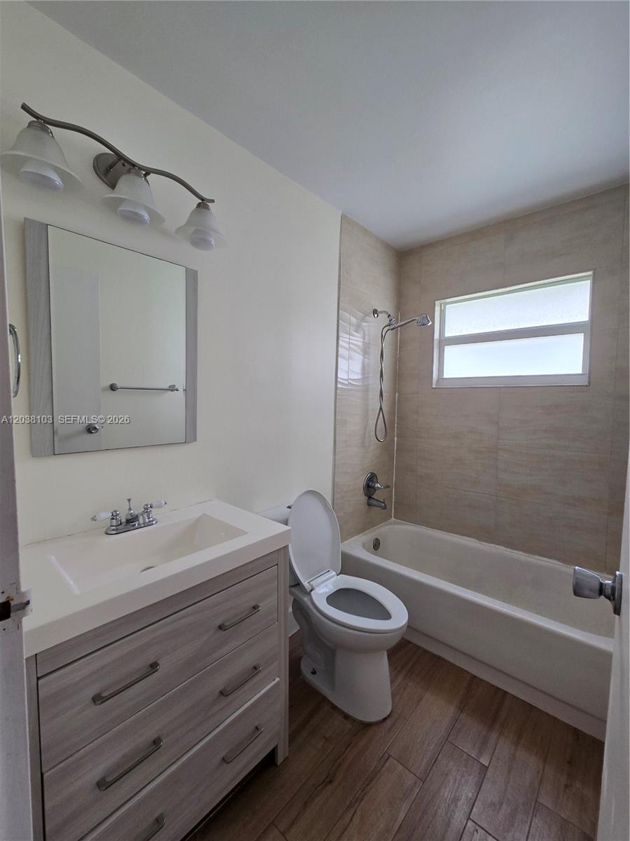 121 Saxony C 121 Property Photo 14