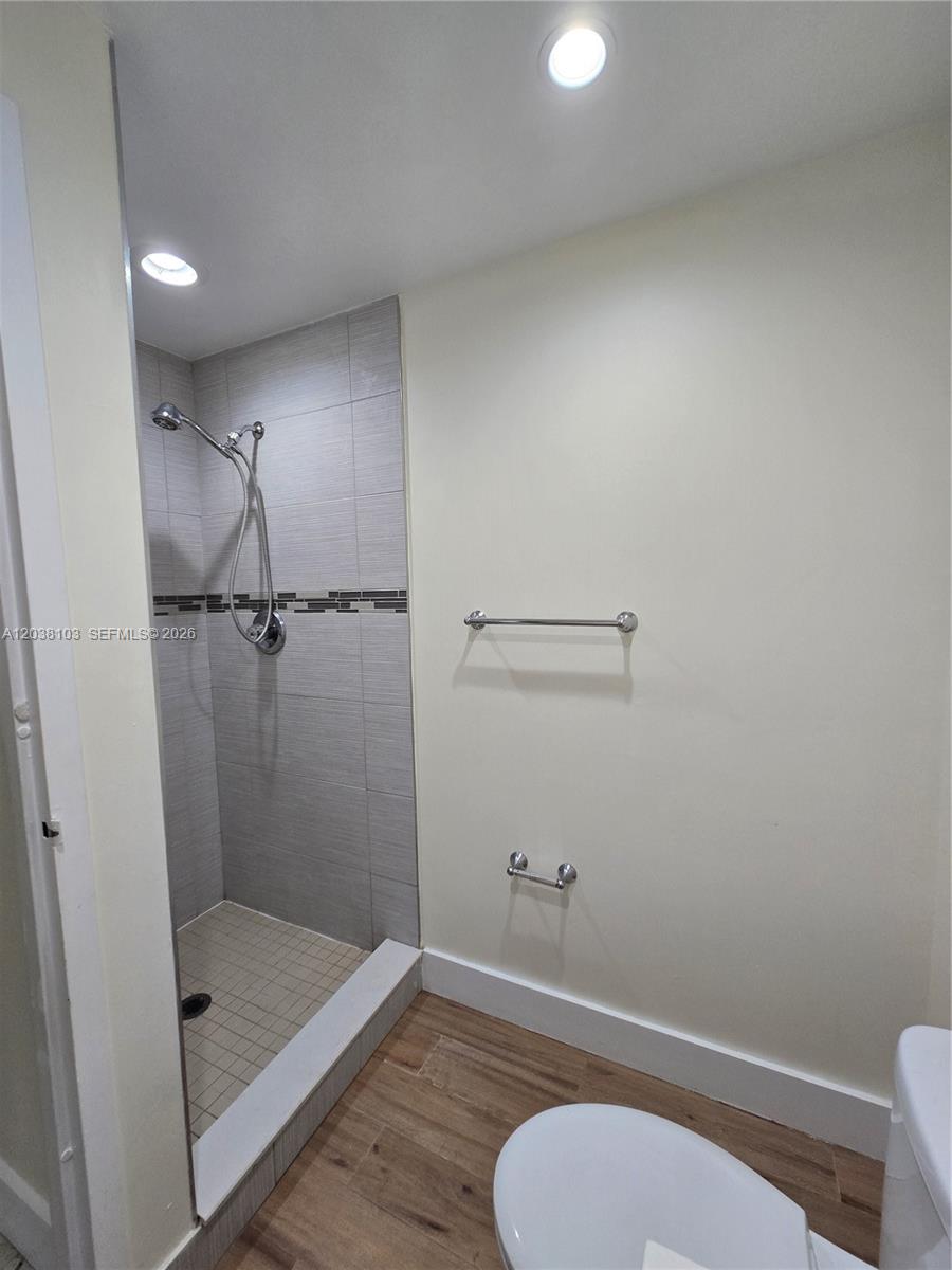 121 Saxony C 121 Property Photo 33