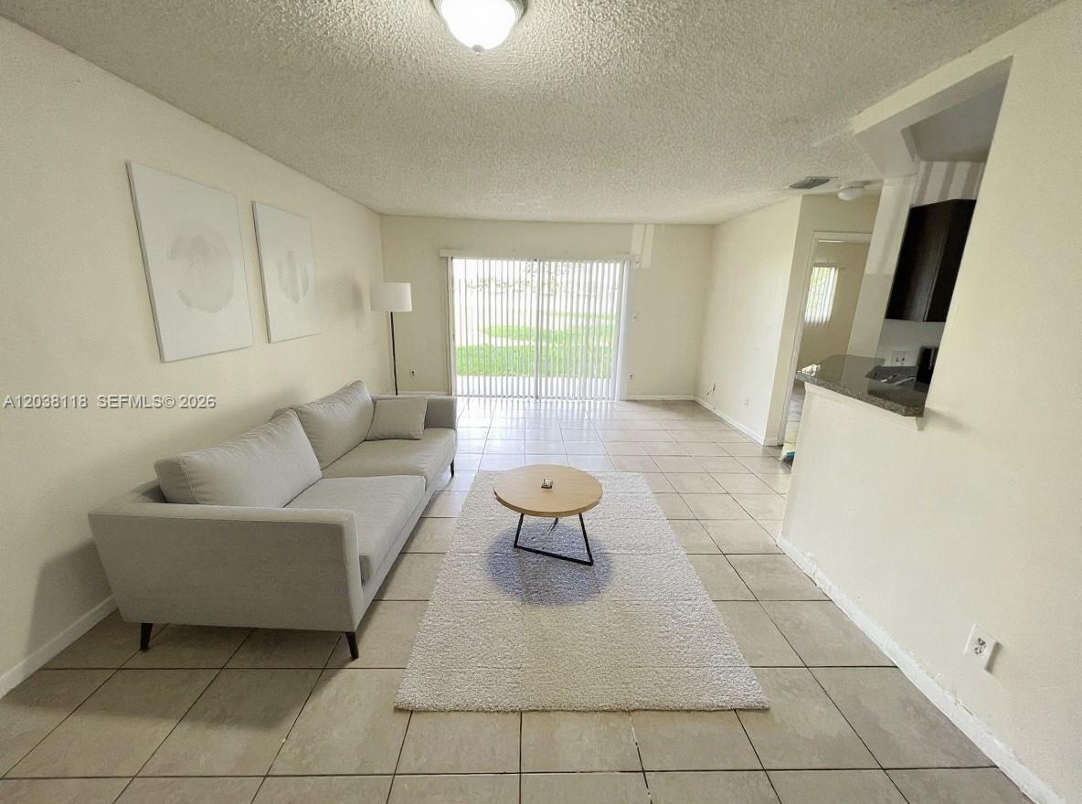 3417 Nw 44th Street 104 Property Photo 1