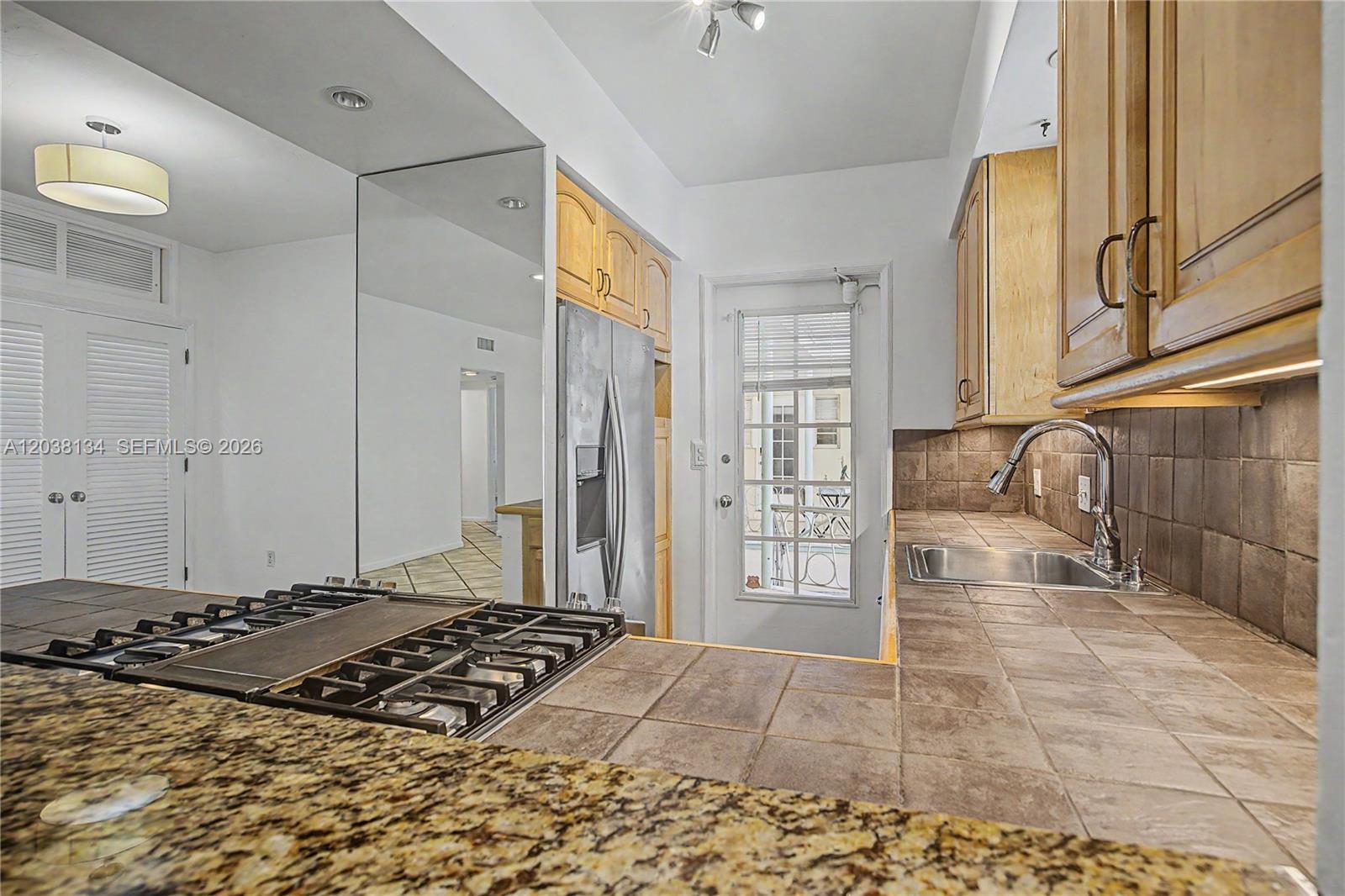1751 Washington Avenue 1f Property Photo 7