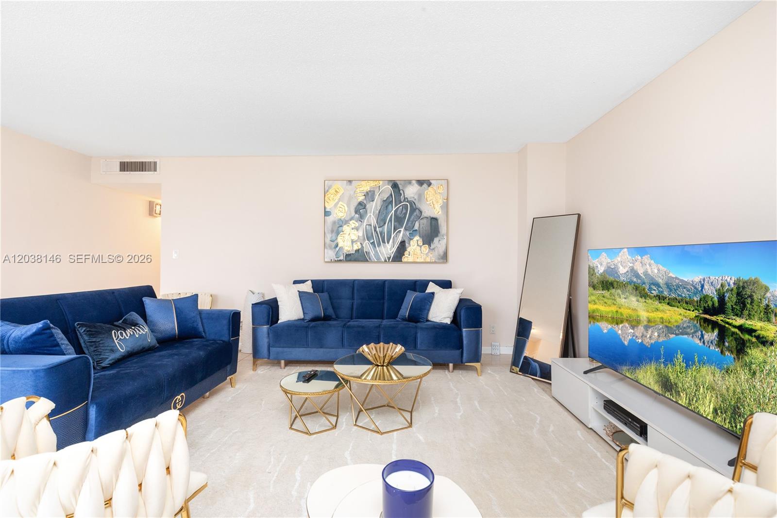 2030 S Ocean Drive 307 Property Photo 6