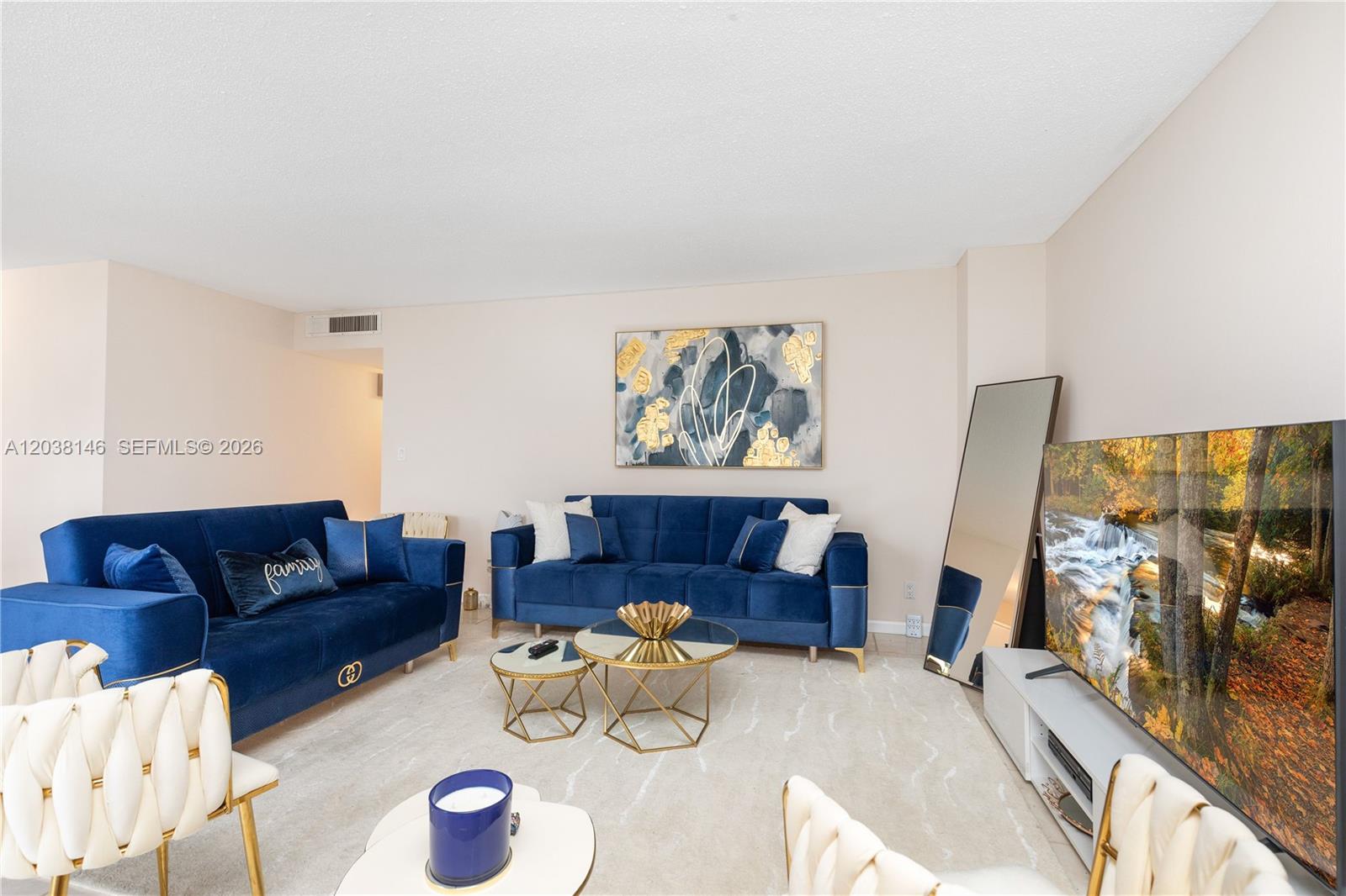 2030 S Ocean Drive 307 Property Photo 7