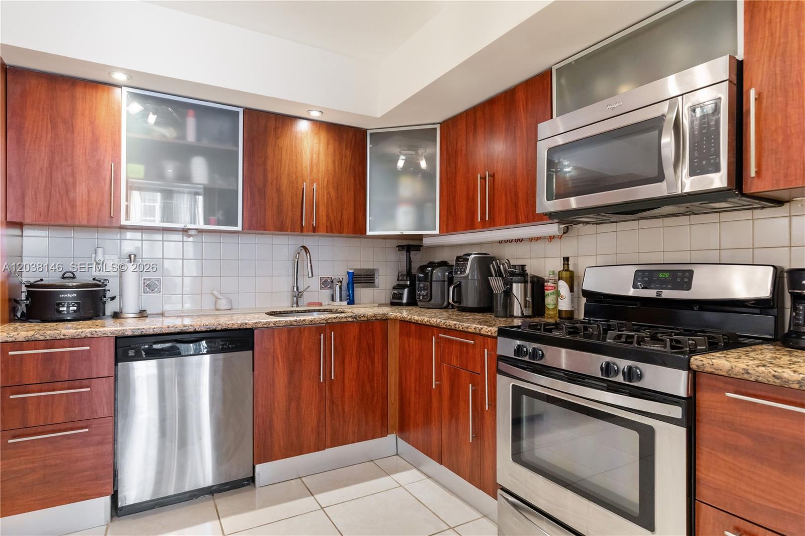 2030 S Ocean Drive 307 Property Photo 10