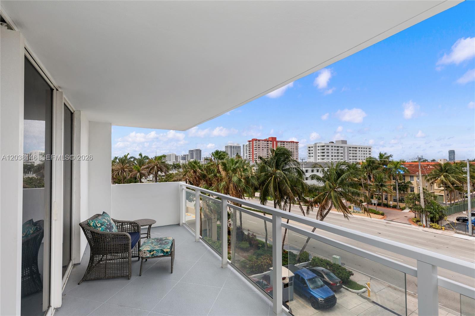 2030 S Ocean Drive 307 Property Photo 25