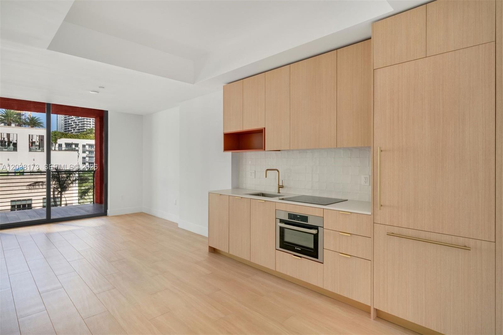 90 32 503 Property Photo 10