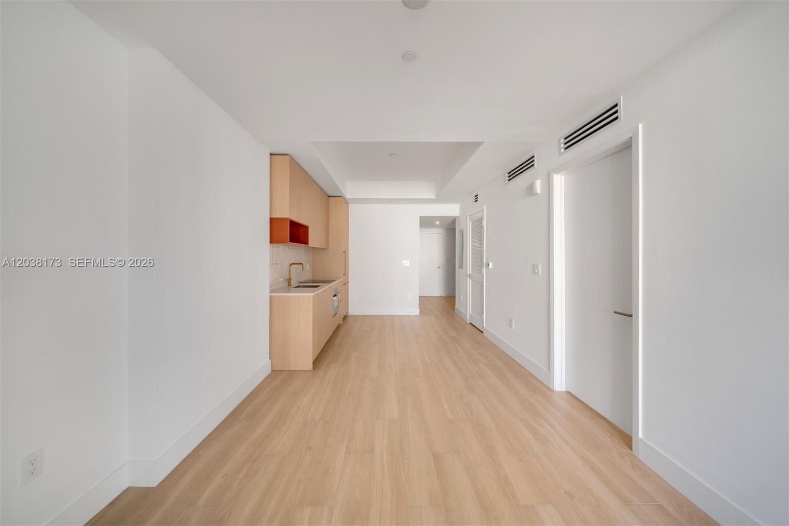 90 32 503 Property Photo 13