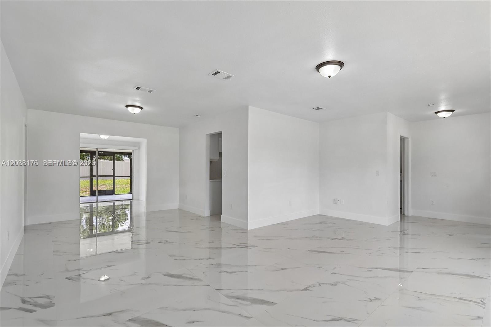 1248 Riviera Property Photo 8