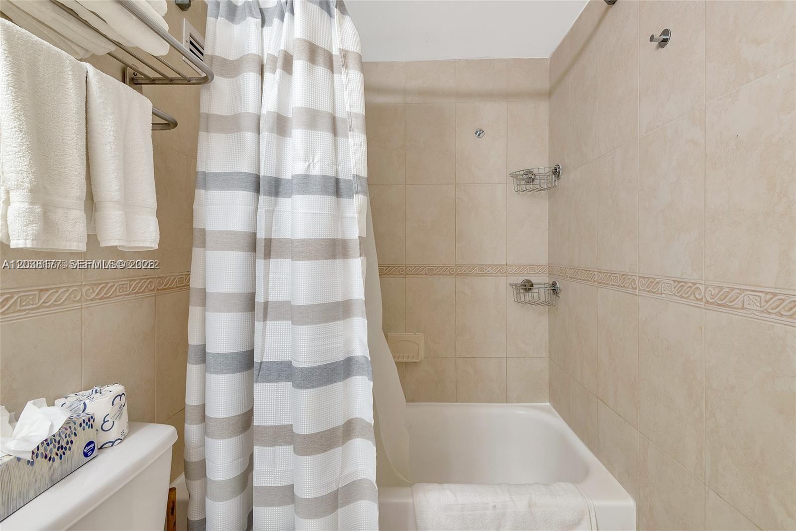 19201 Collins Avenue 1001 Property Photo 11