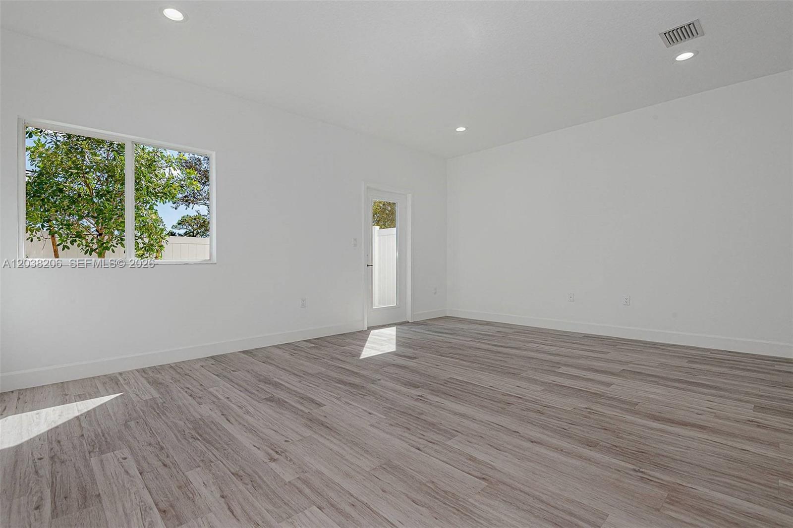 635 Nw 30 Terrace Property Photo 19
