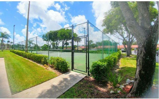 1113 Green Pine Boulevard H2 Property Photo 15