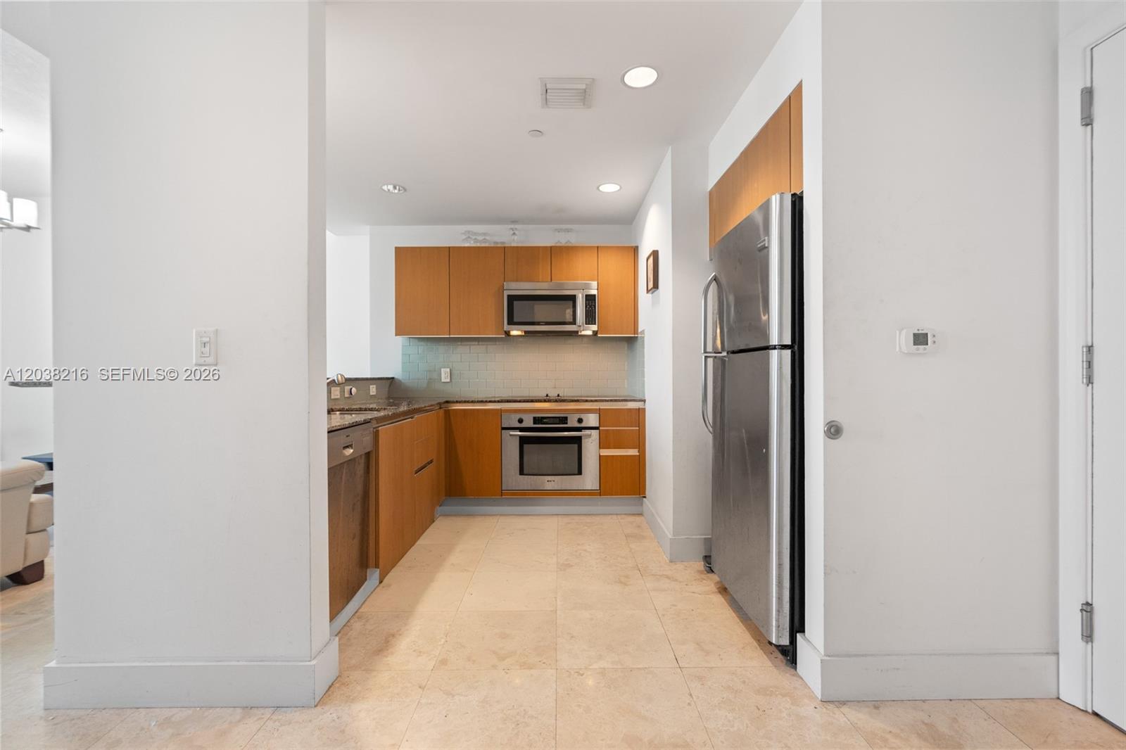 1050 Brickell Avenue 2112 Property Photo 17