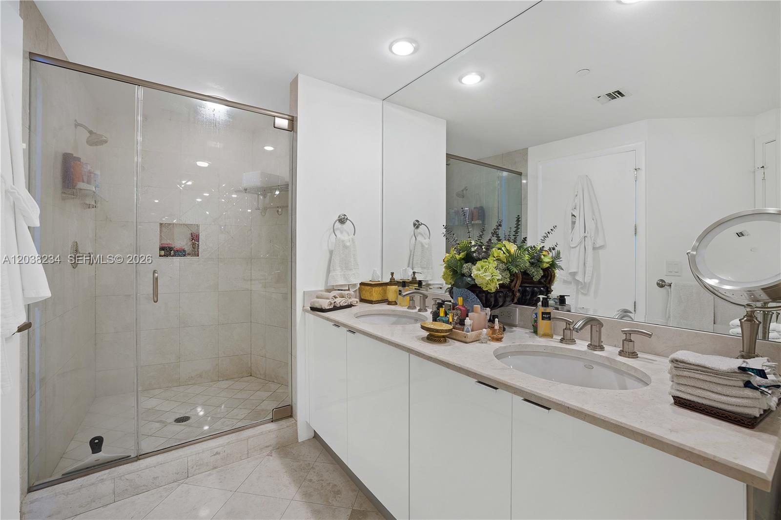 901 Brickell Key Boulevard 2408 Property Photo 10