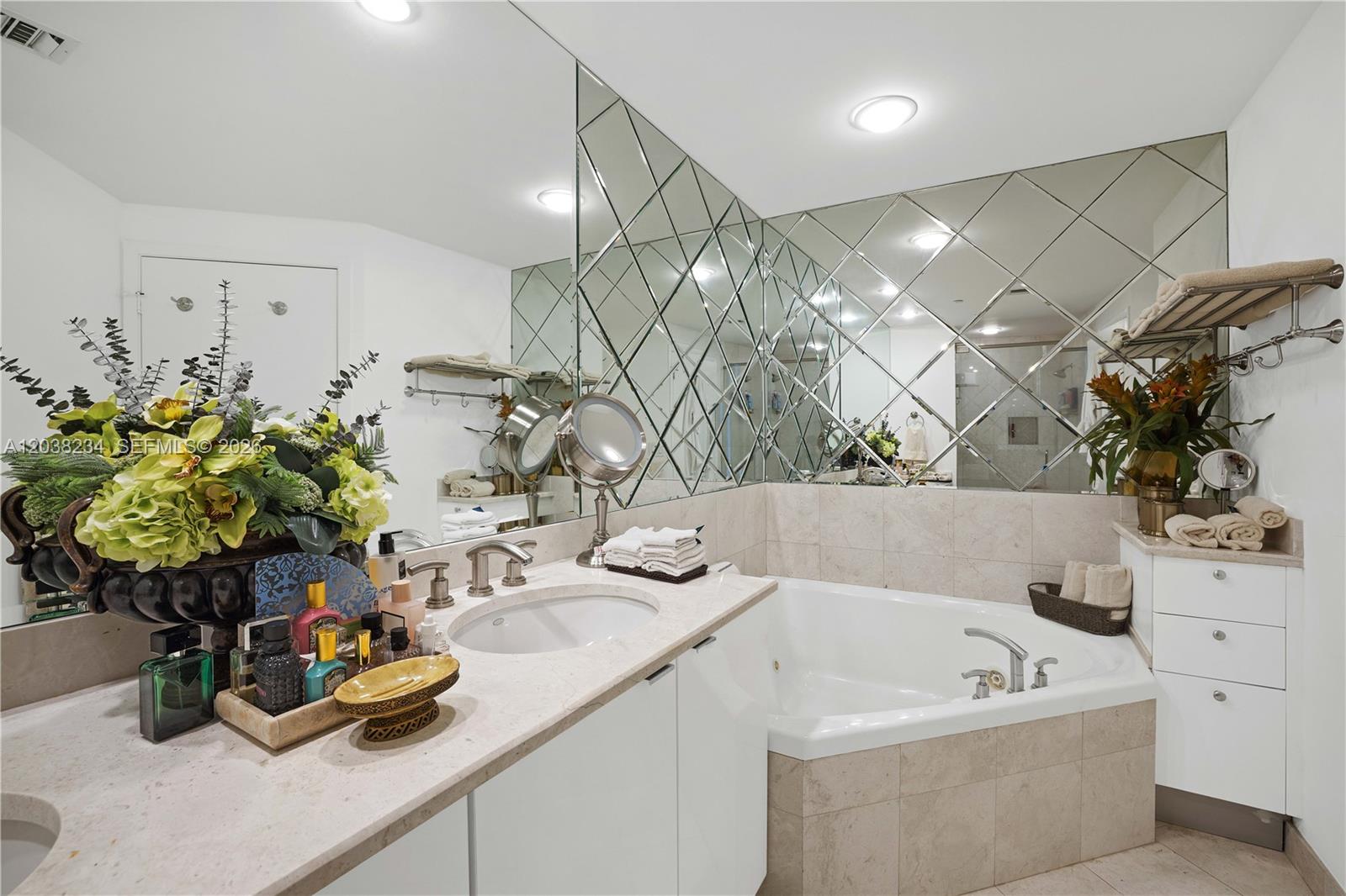 901 Brickell Key Boulevard 2408 Property Photo 11