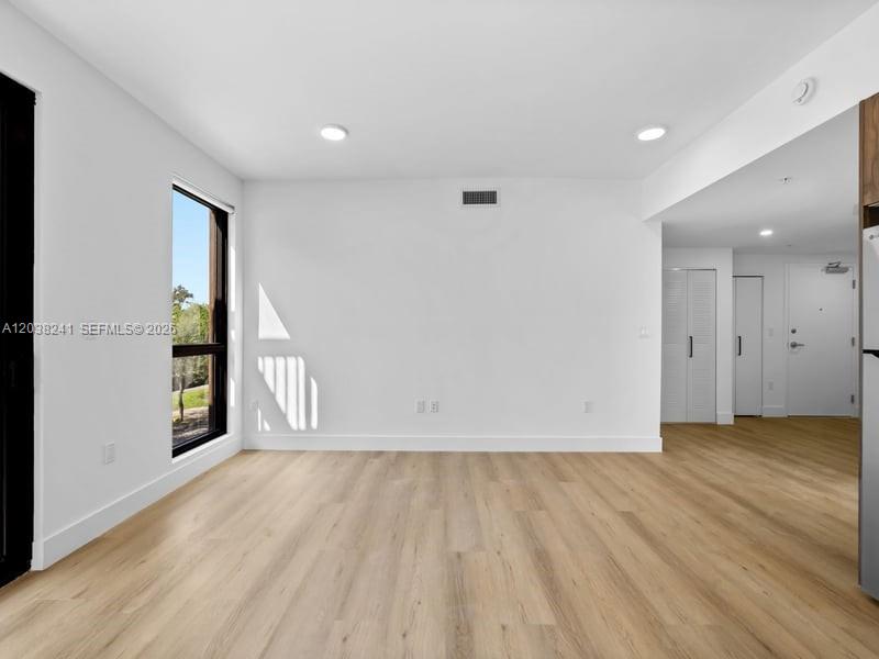 2479 Ne 192nd Street 308 Property Photo 23