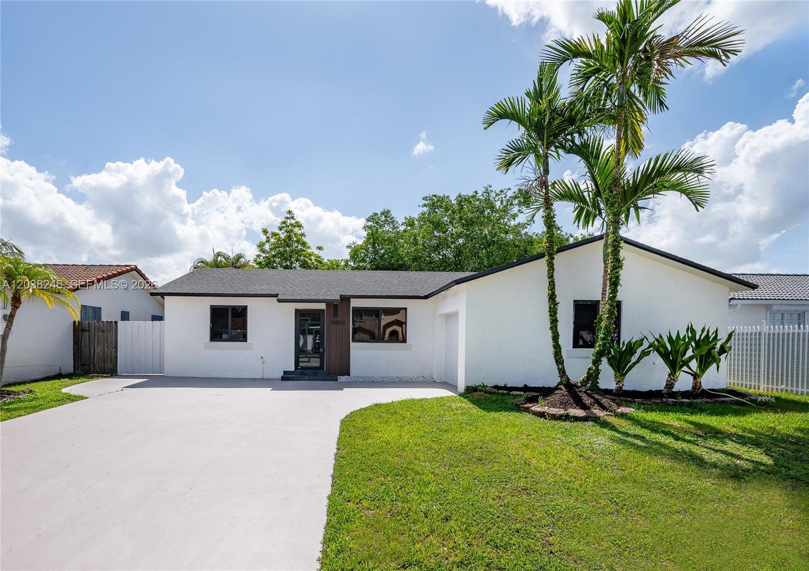 A12038246 Property Photo 4