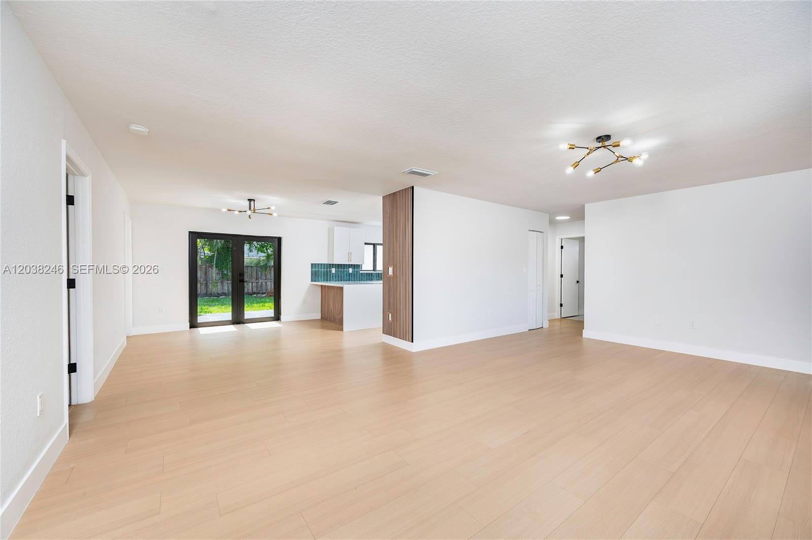A12038246 Property Photo 7