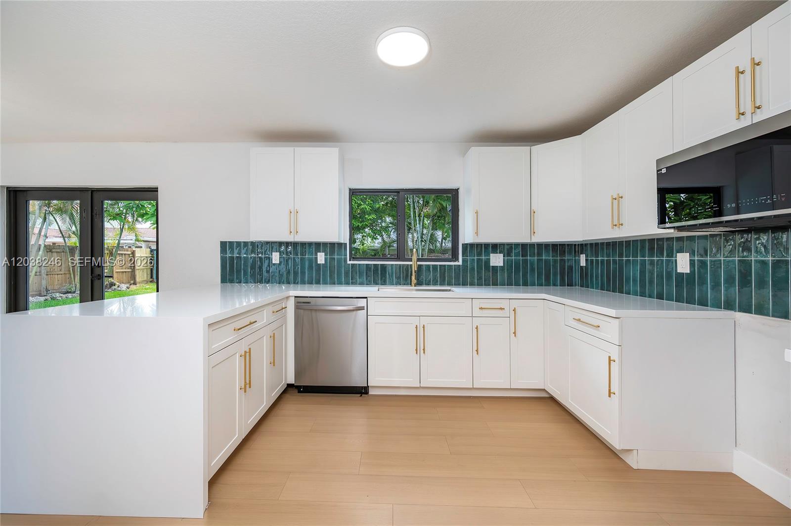 A12038246 Property Photo 18