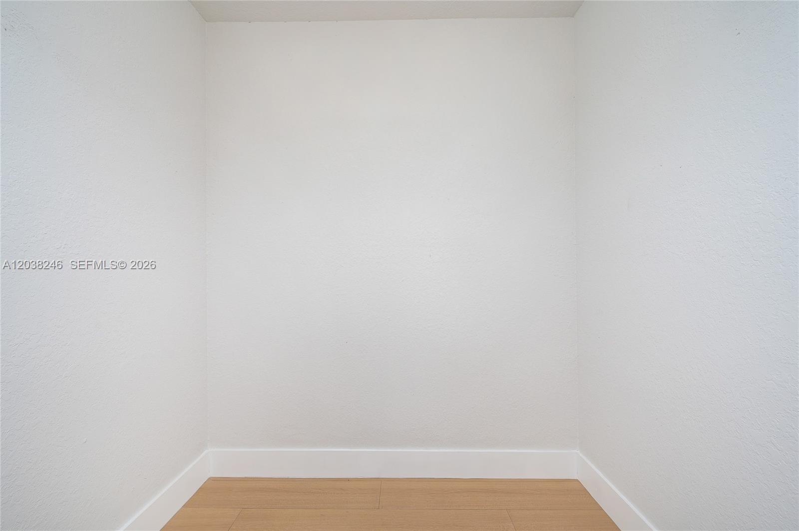 A12038246 Property Photo 30