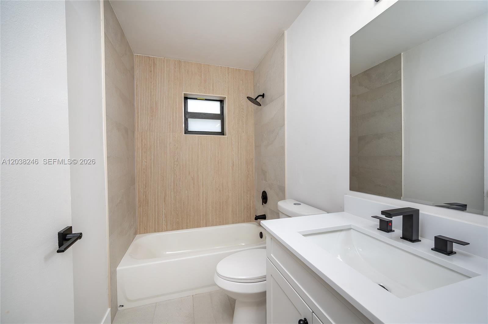 A12038246 Property Photo 42