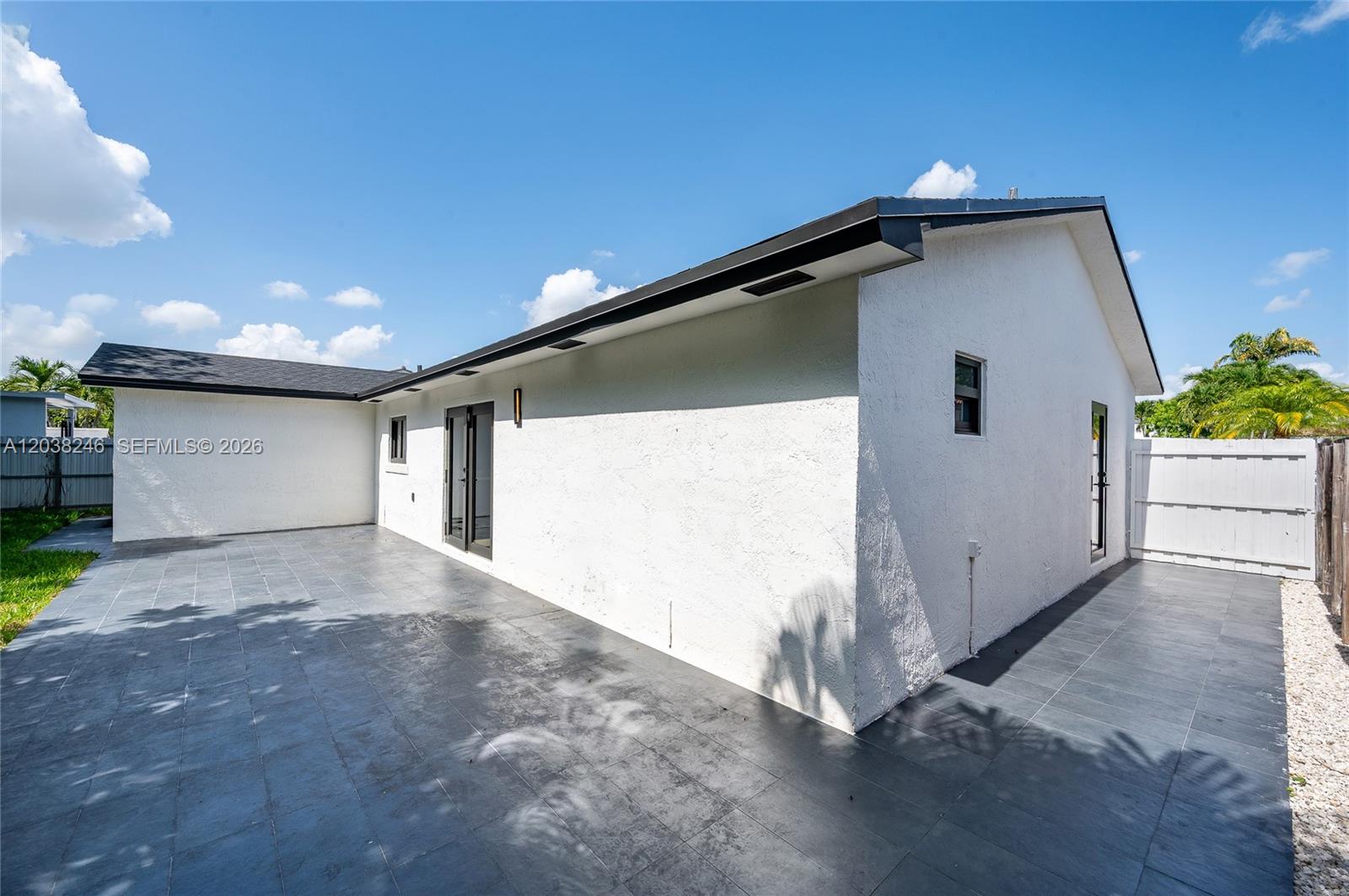 A12038246 Property Photo 60