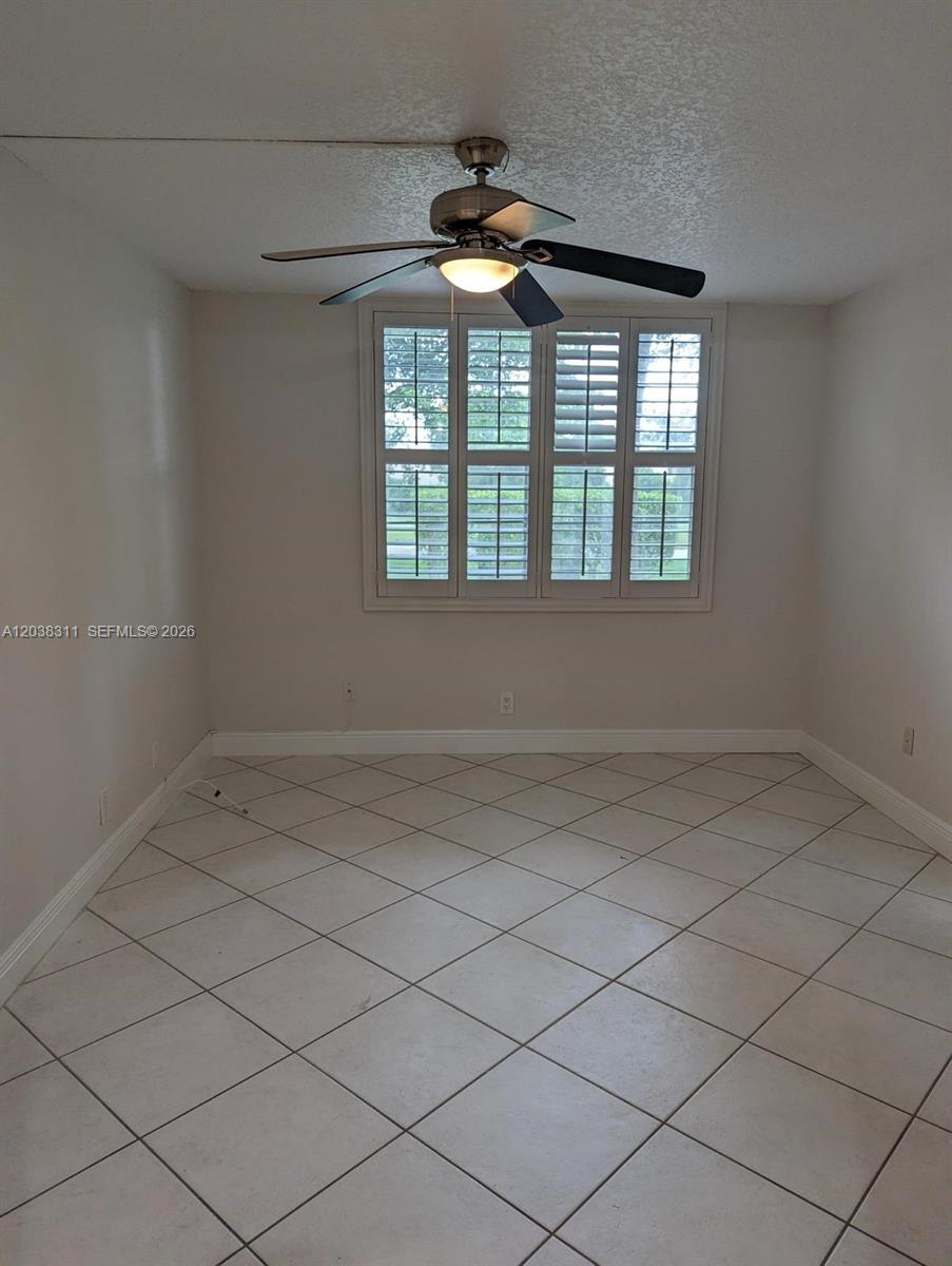9460 Tangerine Place 101 Property Photo 6