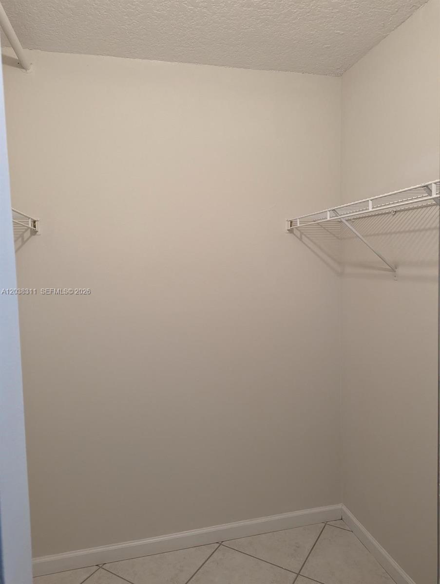 9460 Tangerine Place 101 Property Photo 10